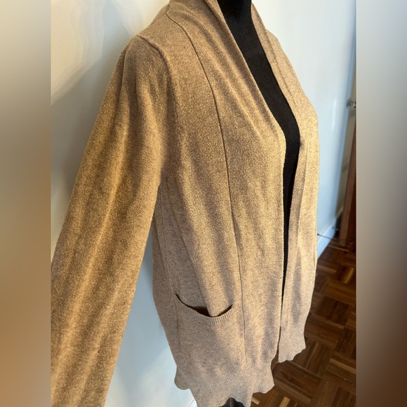 Dreamer by debut S/M tan cardigan with pockets - Picture 3 of 5
